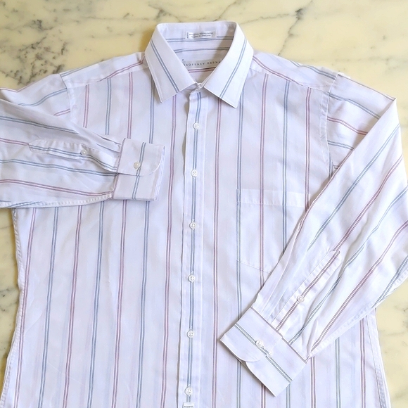 NWOT. Geoffrey Beene Men's Cotton Blended Dress Shirt with multi color stripes. - Picture 2 of 5